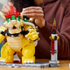 Imagen para el artículo titulado Este espectacular Bowser de 2.800 piezas es el kit más grande de Lego de Super Mario